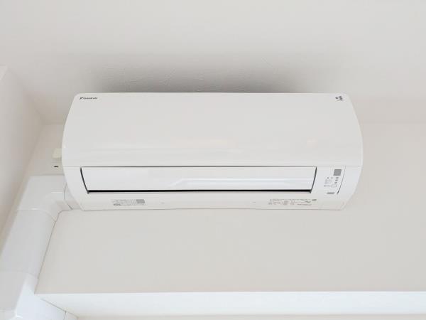 256000