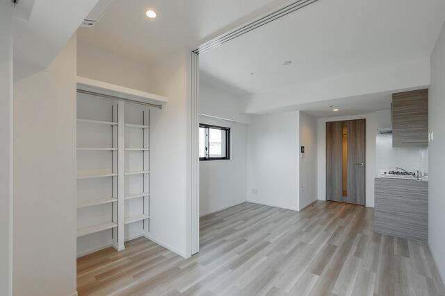 204000