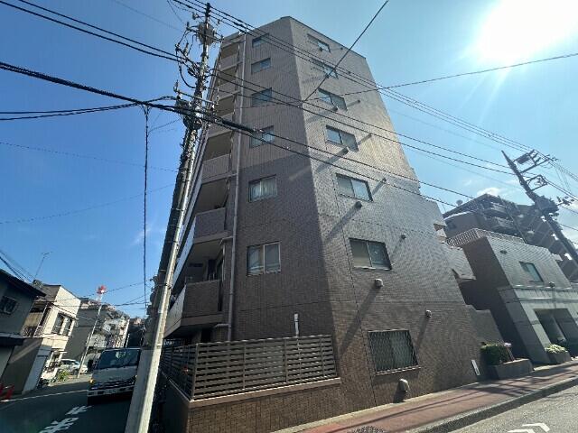 135000