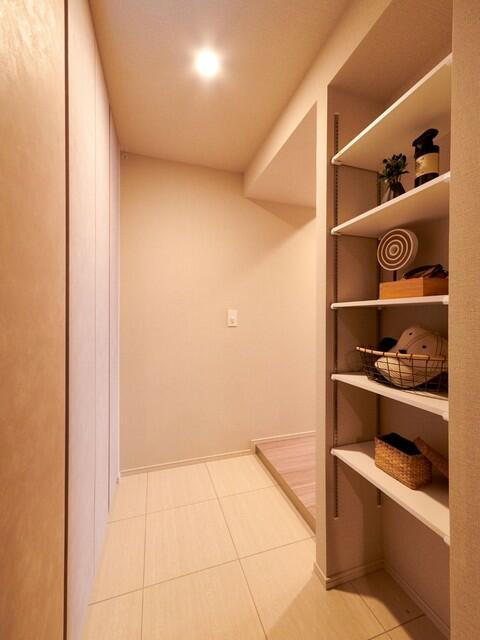 222000