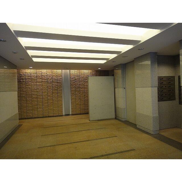 194000