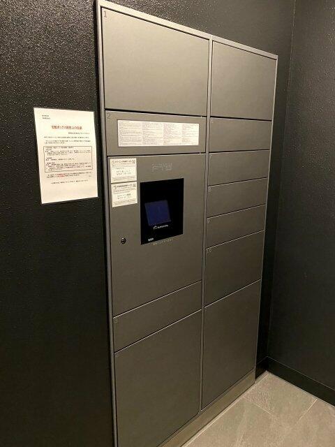 225000