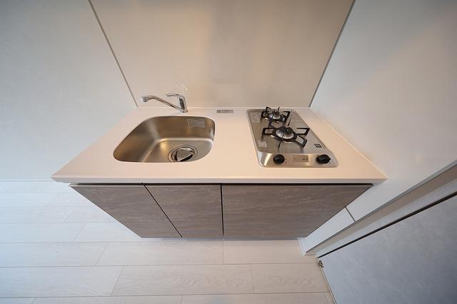 159000