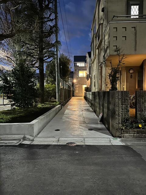 215000