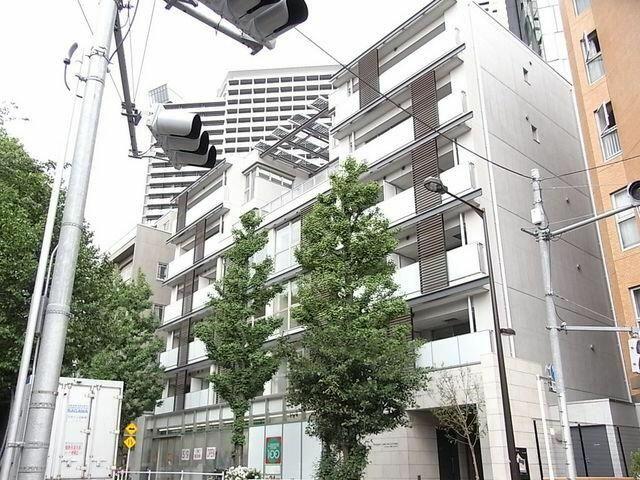 498000