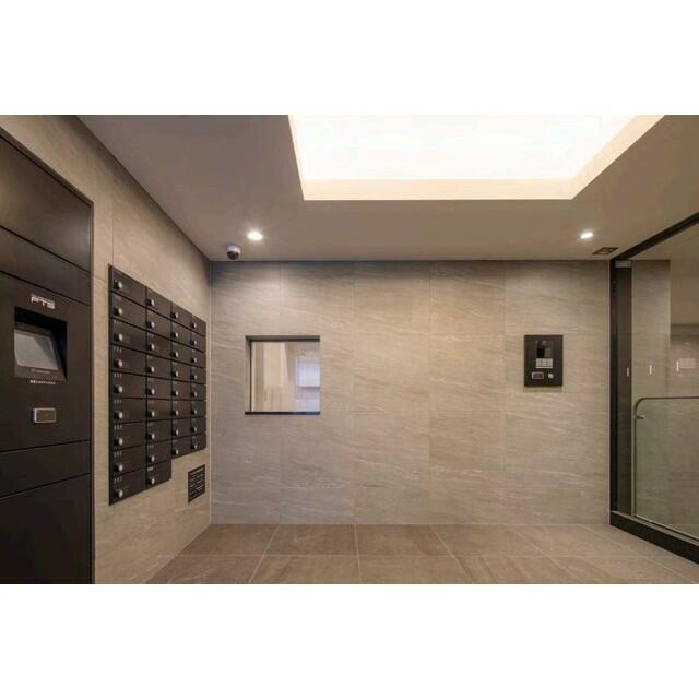 265000