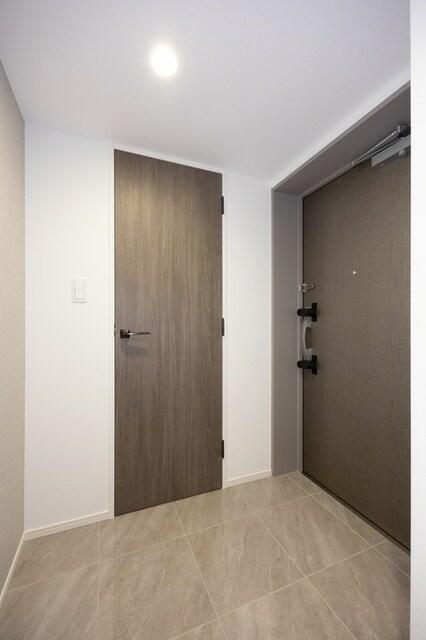 239000