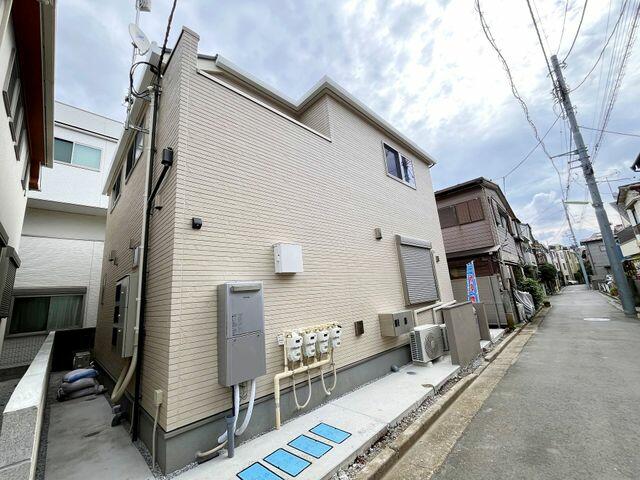 262000