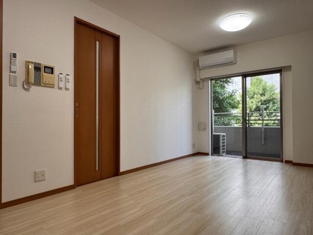 167000