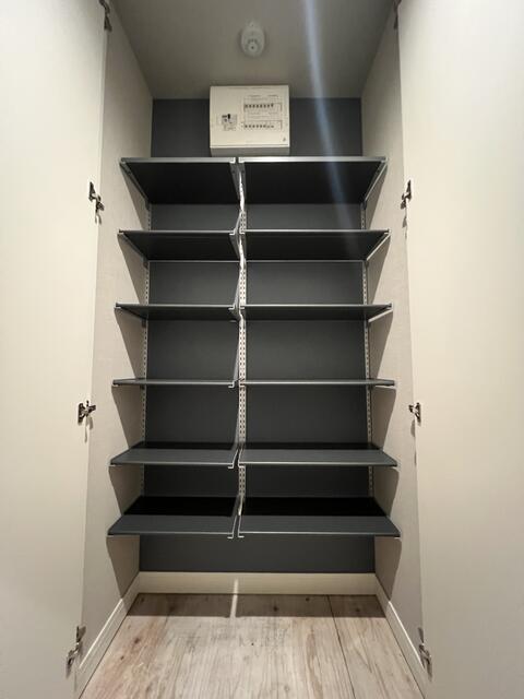 248000