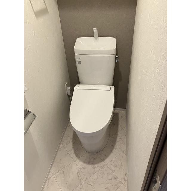 147000