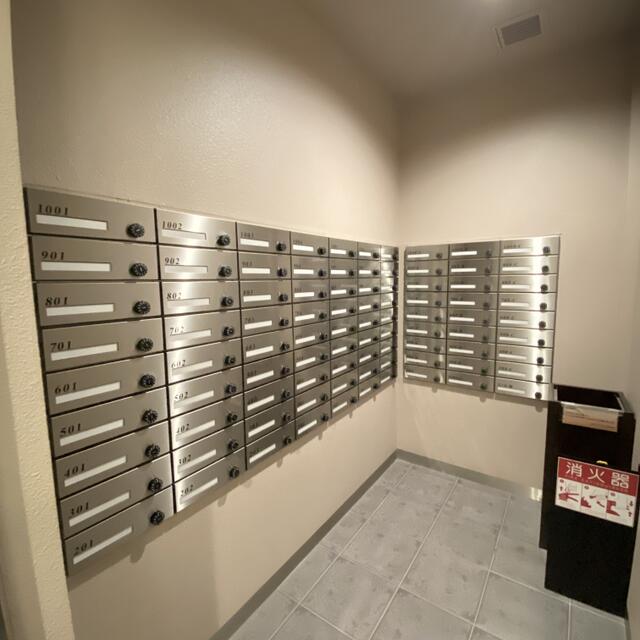 194000