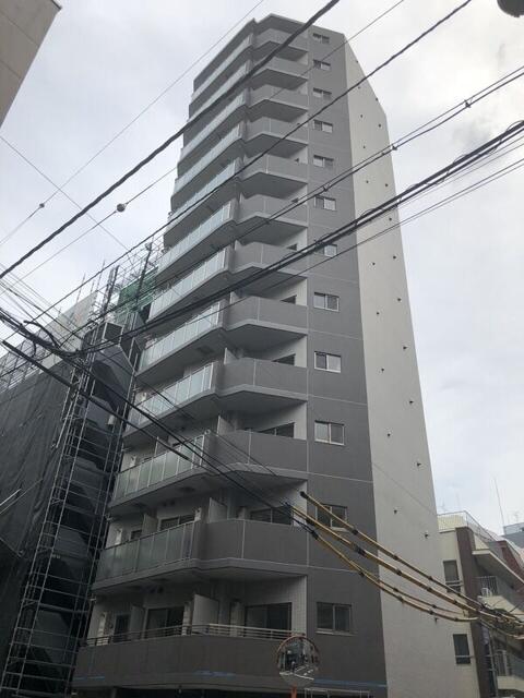 268000