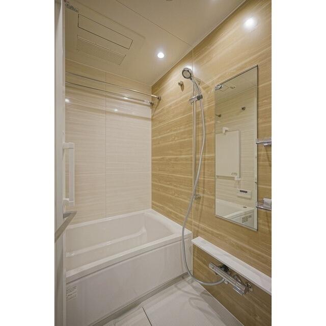 206000