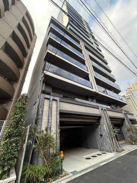 250000