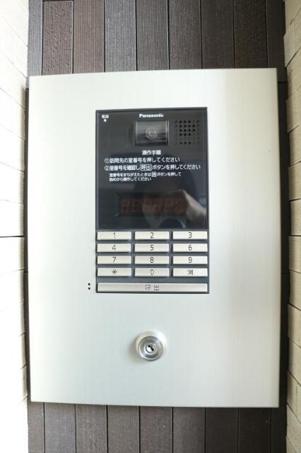 149000