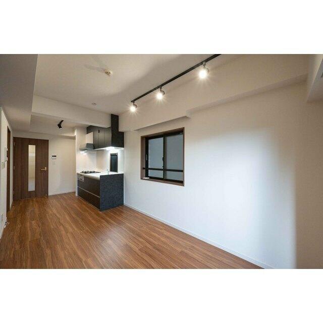 241000