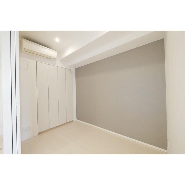 269000