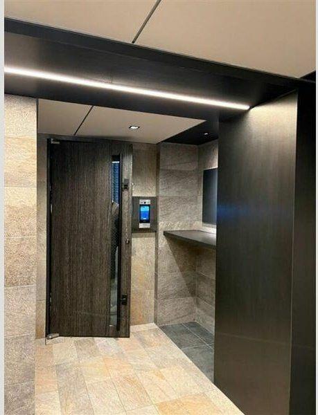 209000