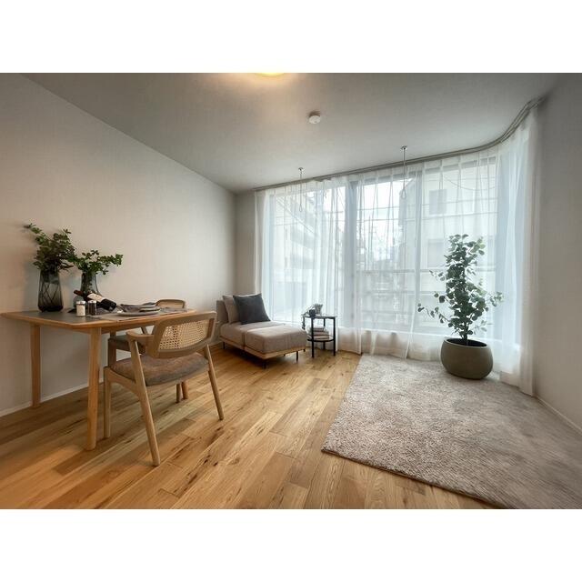 152000