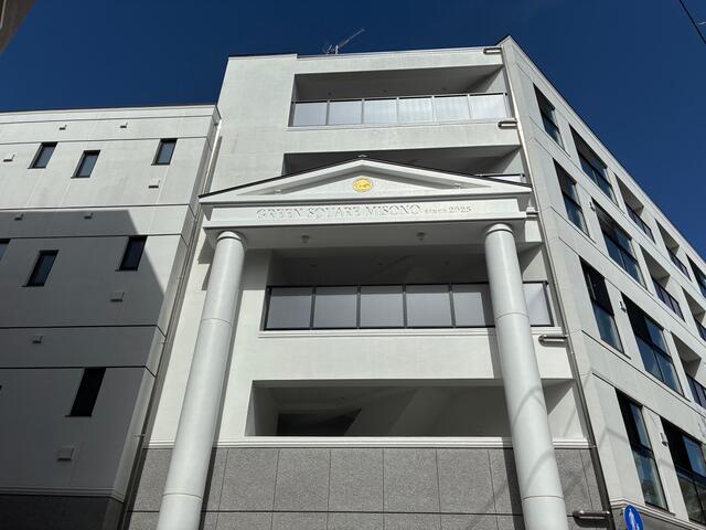 201000
