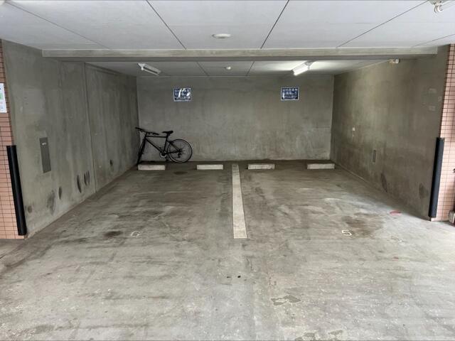 255000