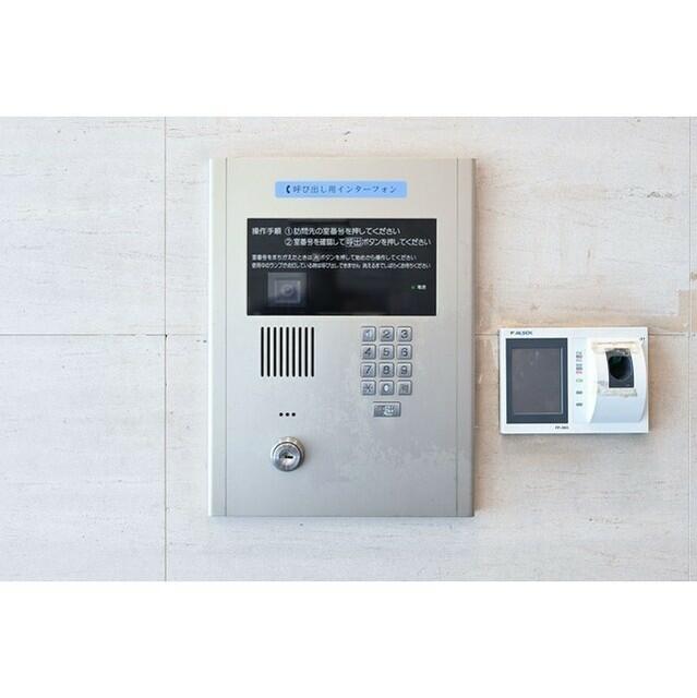 179000