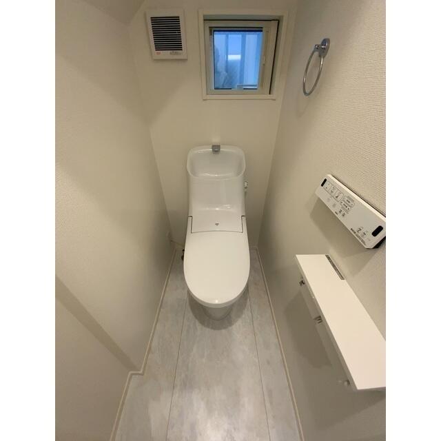 258000