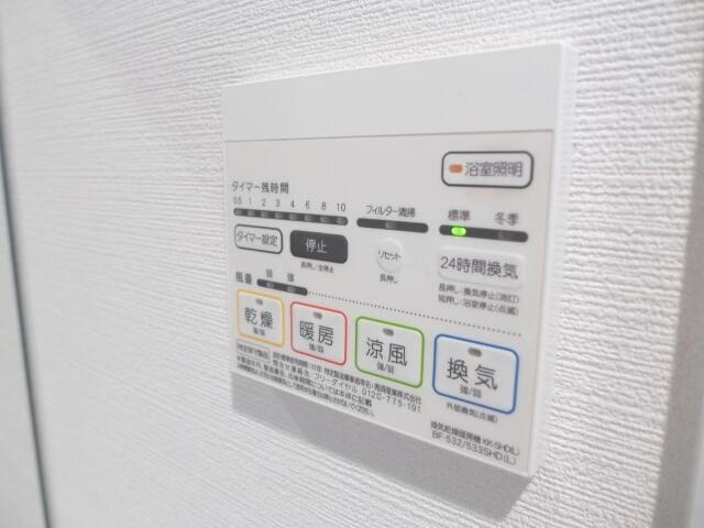 168000
