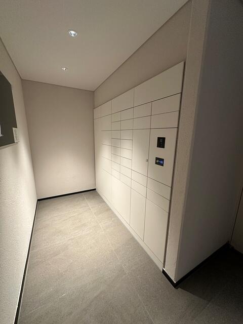 365000