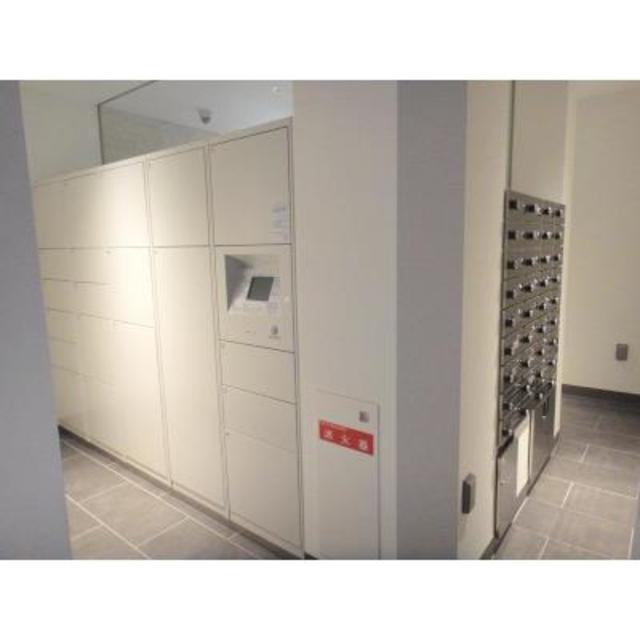 237000