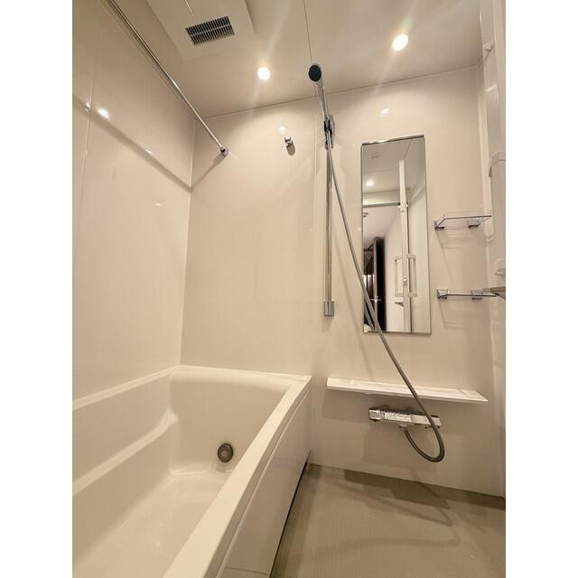 248000