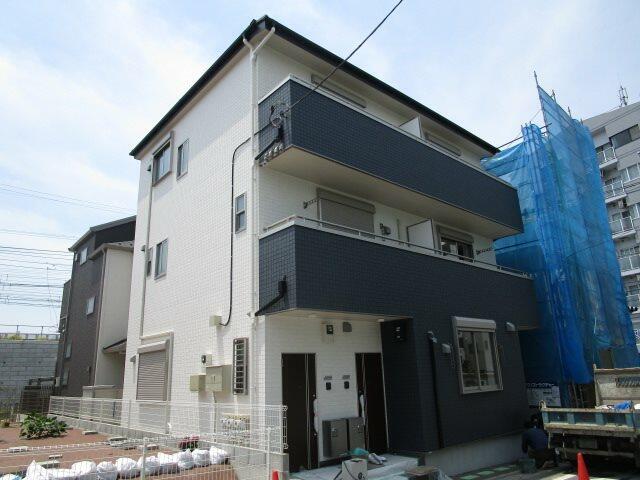 140500