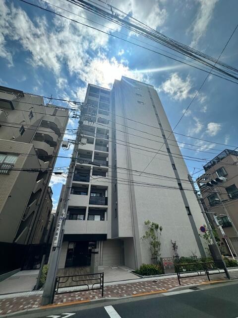186000