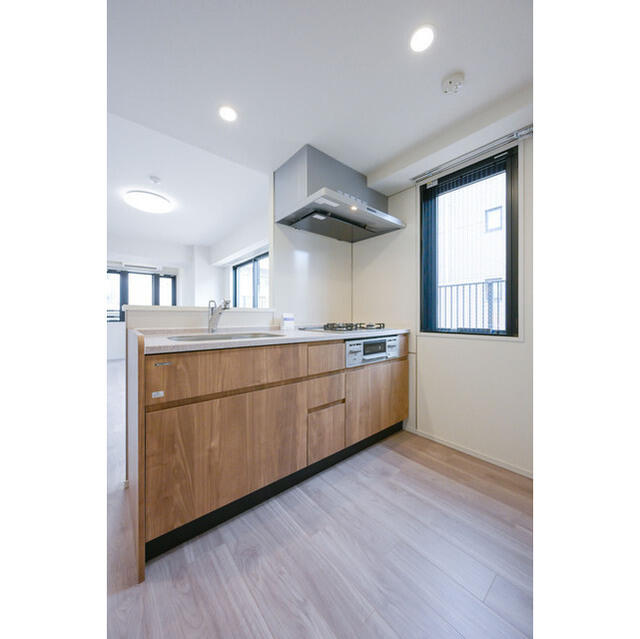 288000