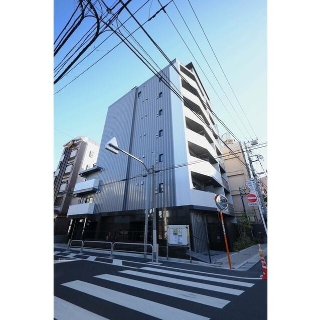 240000