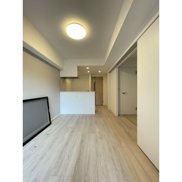174000
