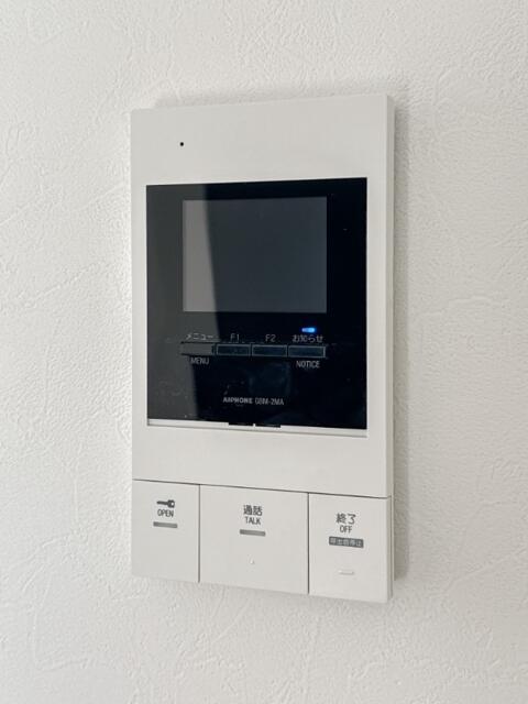 315000