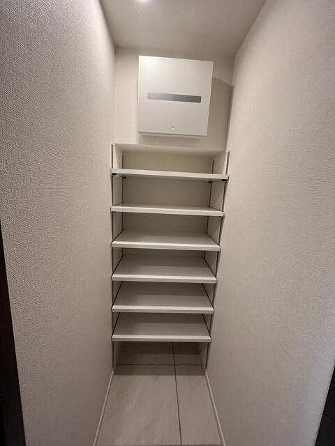 177000