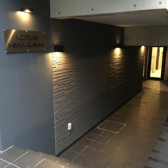 151000