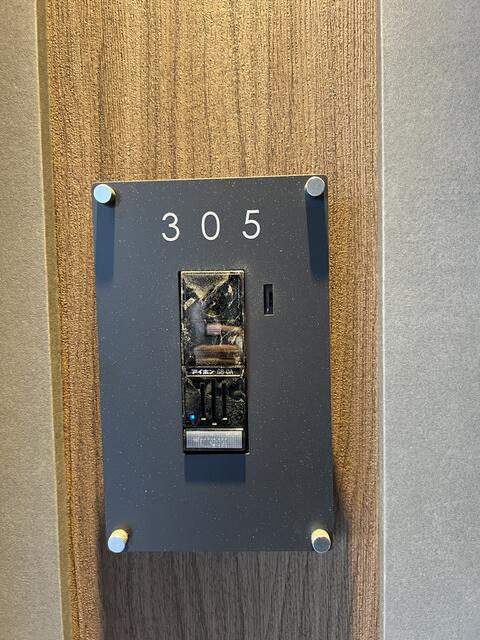 241000