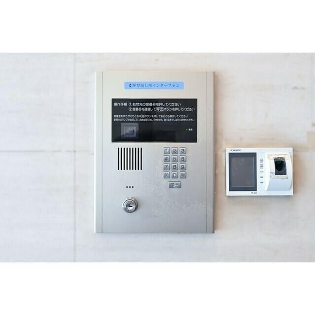 280000