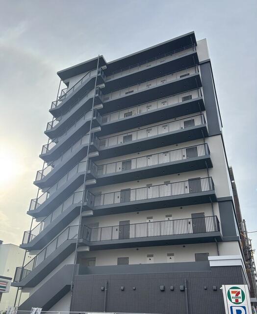 227000