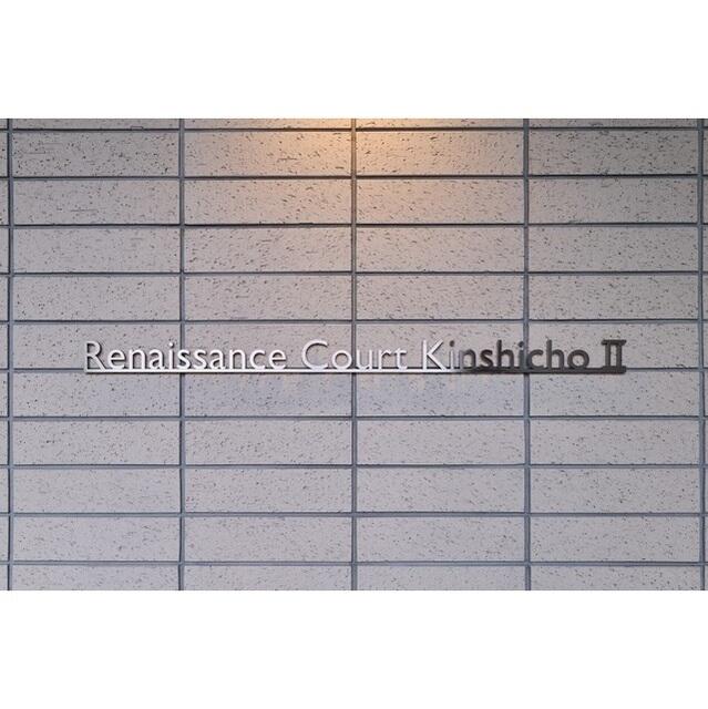 231000