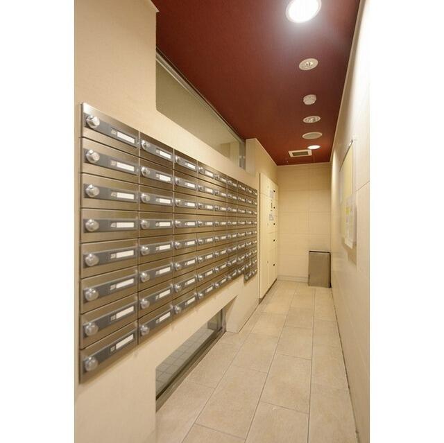 265000