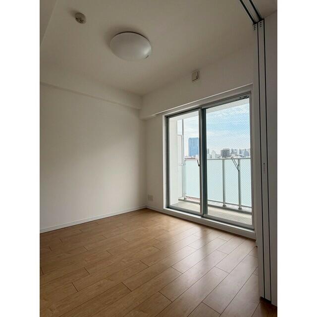 260000