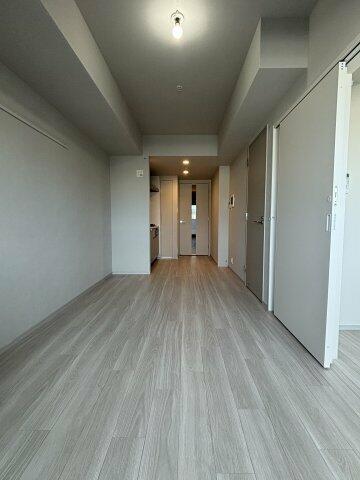 205000