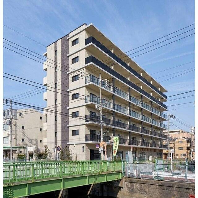 194000