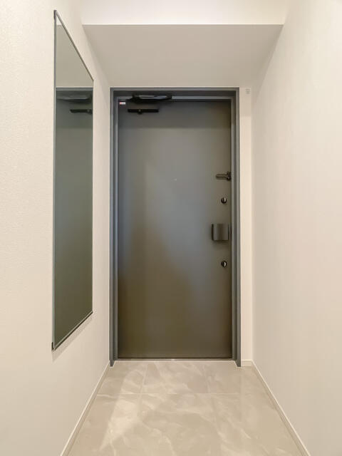 265000