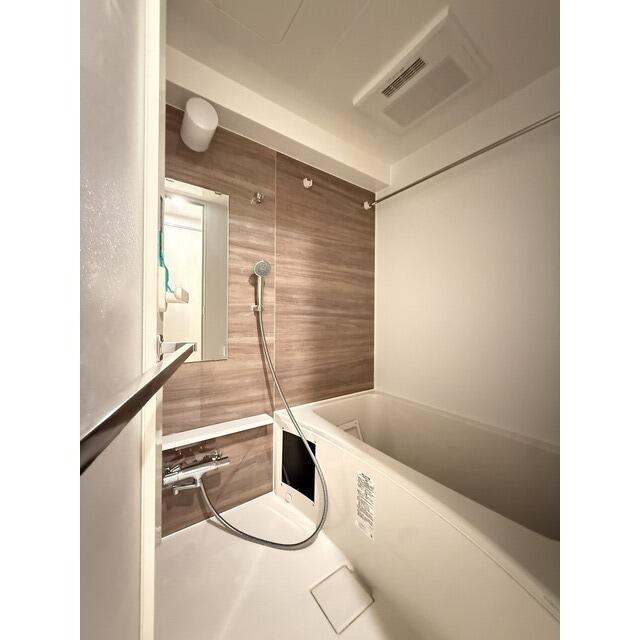 207000